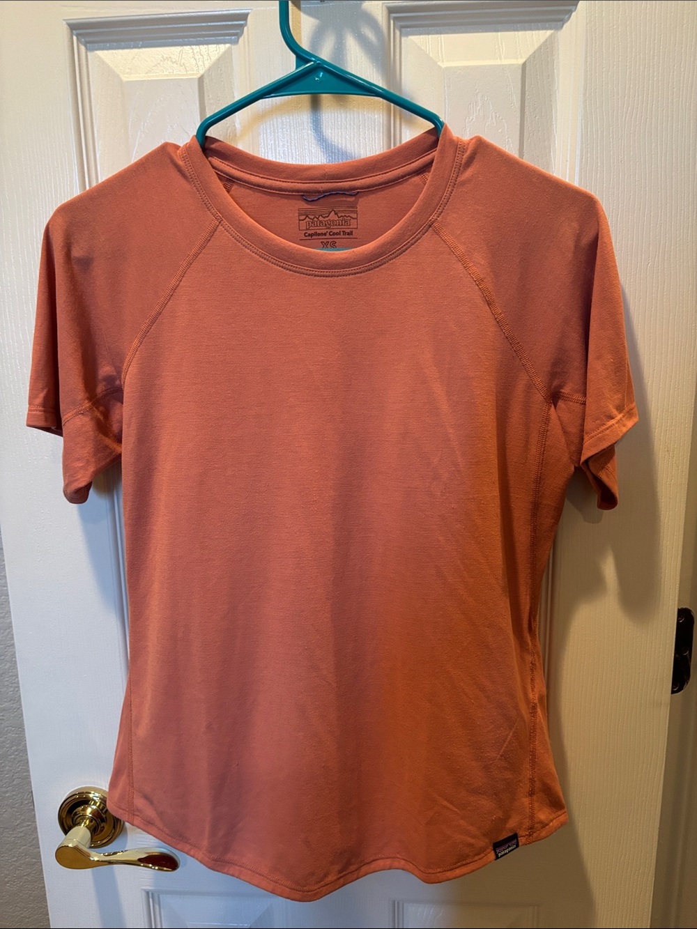 Patagonia Capilene Cool Trail Short-Sleeve Shirt Women's XS Coral Rust